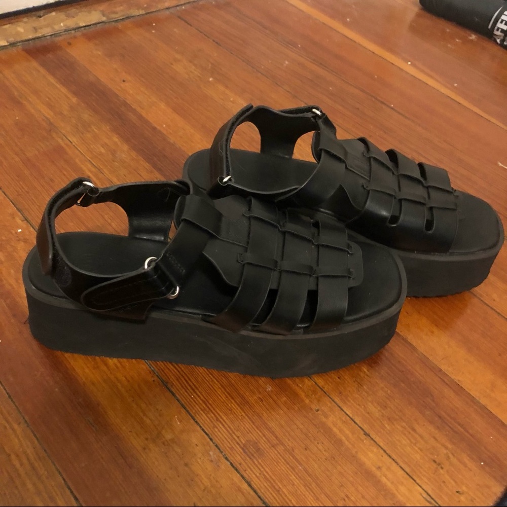 Black platform sandals